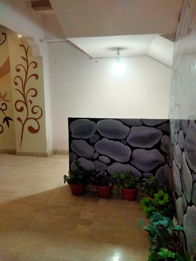 Entire Furnished Two Bedrooms Apartment Ground Floor With Kitchen Karachi Exterior photo